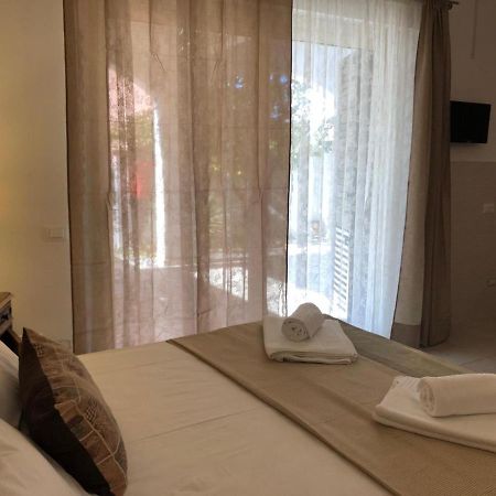 Odegos Mono & Trilo Bed & Breakfast Торе дел'Орсо Екстериор снимка