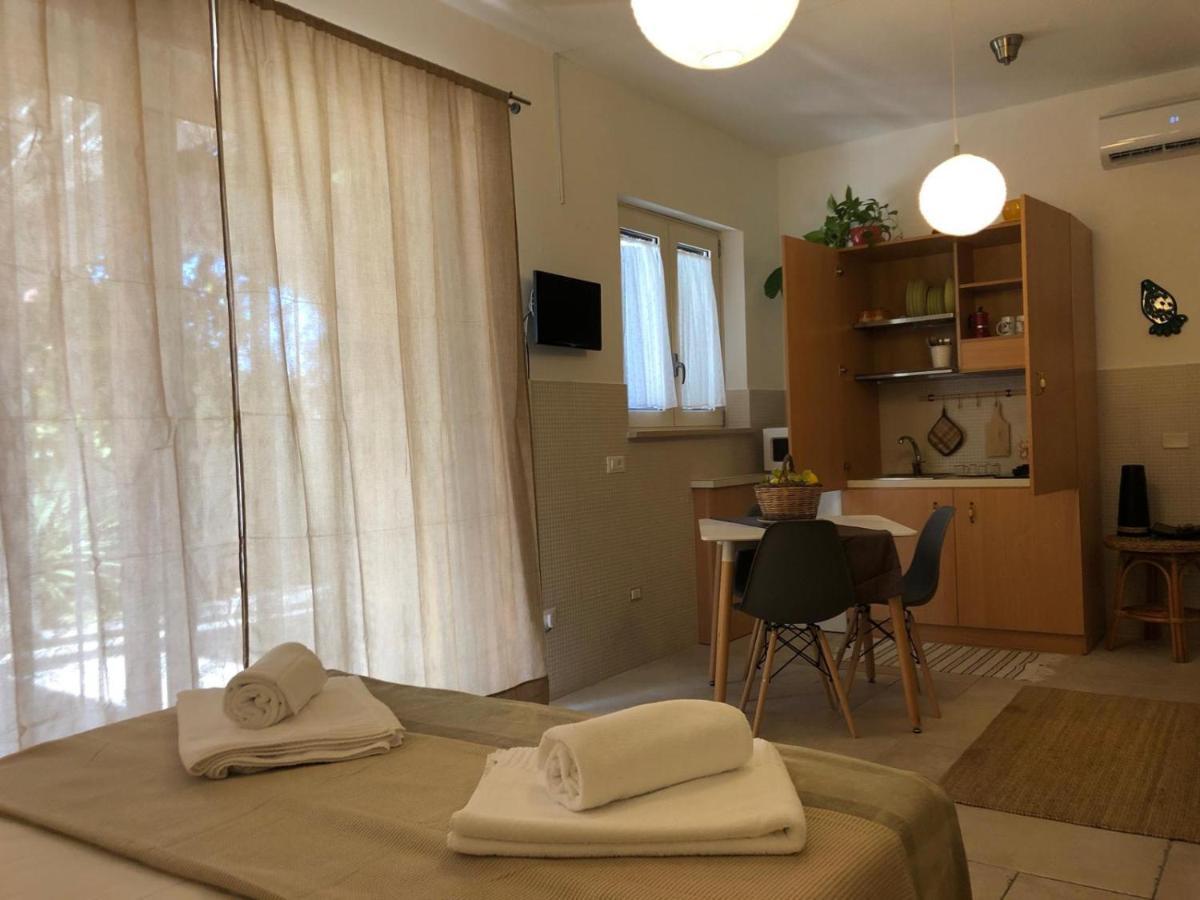 Odegos Mono & Trilo Bed & Breakfast Торе дел'Орсо Екстериор снимка