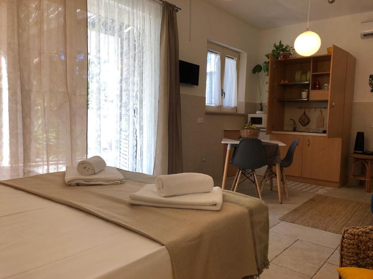 Odegos Mono & Trilo Bed & Breakfast Торе дел'Орсо Екстериор снимка