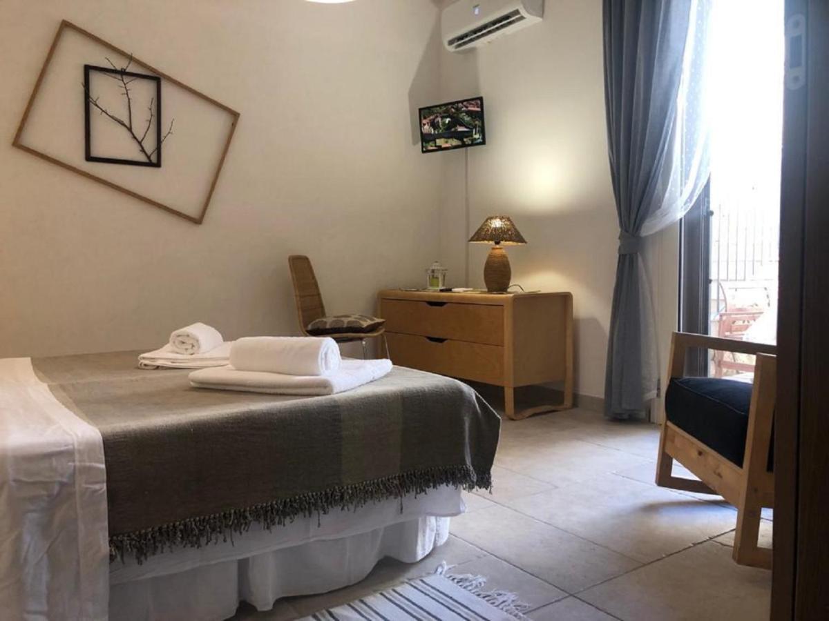 Odegos Mono & Trilo Bed & Breakfast Торе дел'Орсо Екстериор снимка